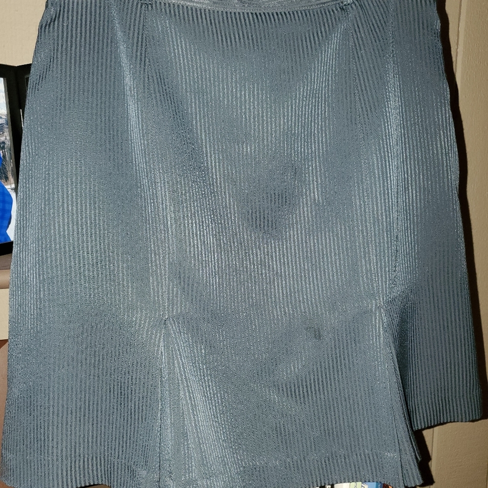 Skirt (business)
